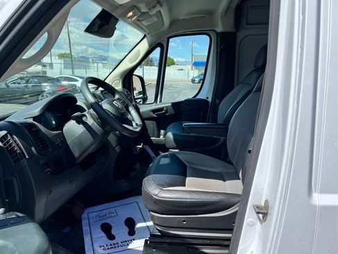 Used 2023 RAM ProMaster 3500 FWD image 8