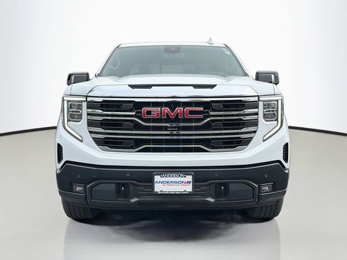 Used 2024 GMC Sierra 1500 SLT w/ SLT Premium Plus Package AWD/4WD image 15