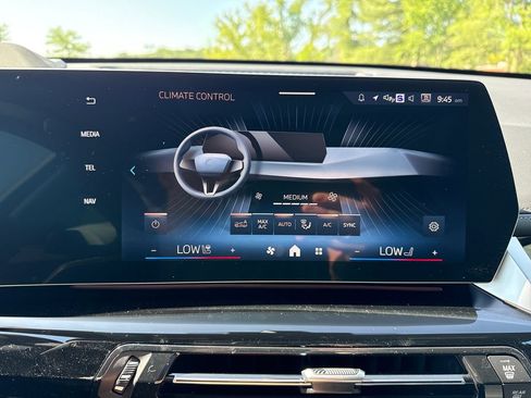 New 2026 BMW X1 xDrive28i AWD/4WD image 17