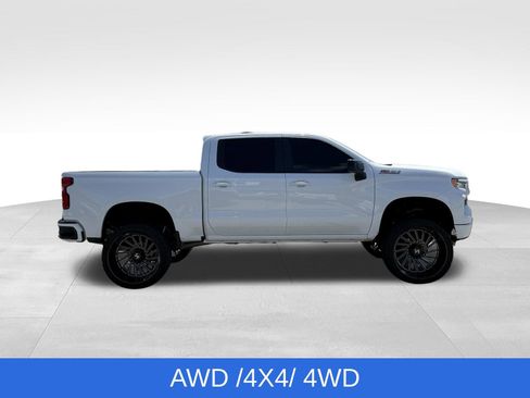 Used 2023 Chevrolet Silverado 1500 RST w/ Z71 Off-Road Package AWD/4WD image 11