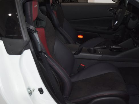 New 2024 Nissan Z NISMO w/ Floor Mat Package image 18