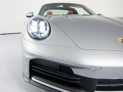 Certified 2026 Porsche 911 Targa 4S image 40