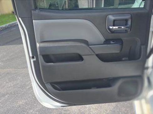 Used 2018 GMC Sierra 1500 2WD Crew Cab image 17