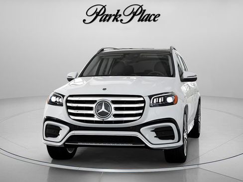 New 2026 Mercedes-Benz GLS 450 4MATIC image 35