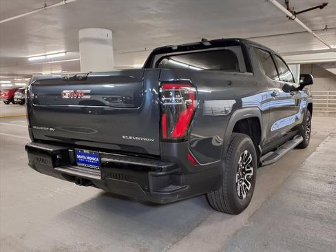 Used 2026 GMC Sierra EV Elevation w/ Premium Package AWD/4WD image 8