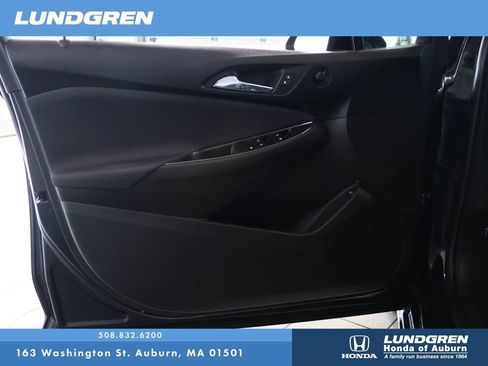 Used 2018 Chevrolet Cruze LT FWD image 9