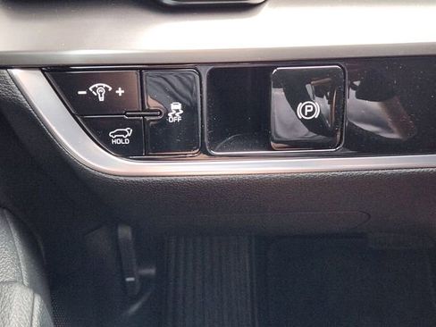 Certified 2025 Kia Sportage EX w/ Premium Package FWD image 23
