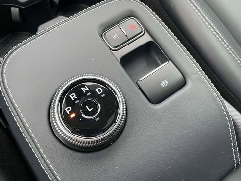 Used 2022 Ford Mustang Mach-E Premium image 27