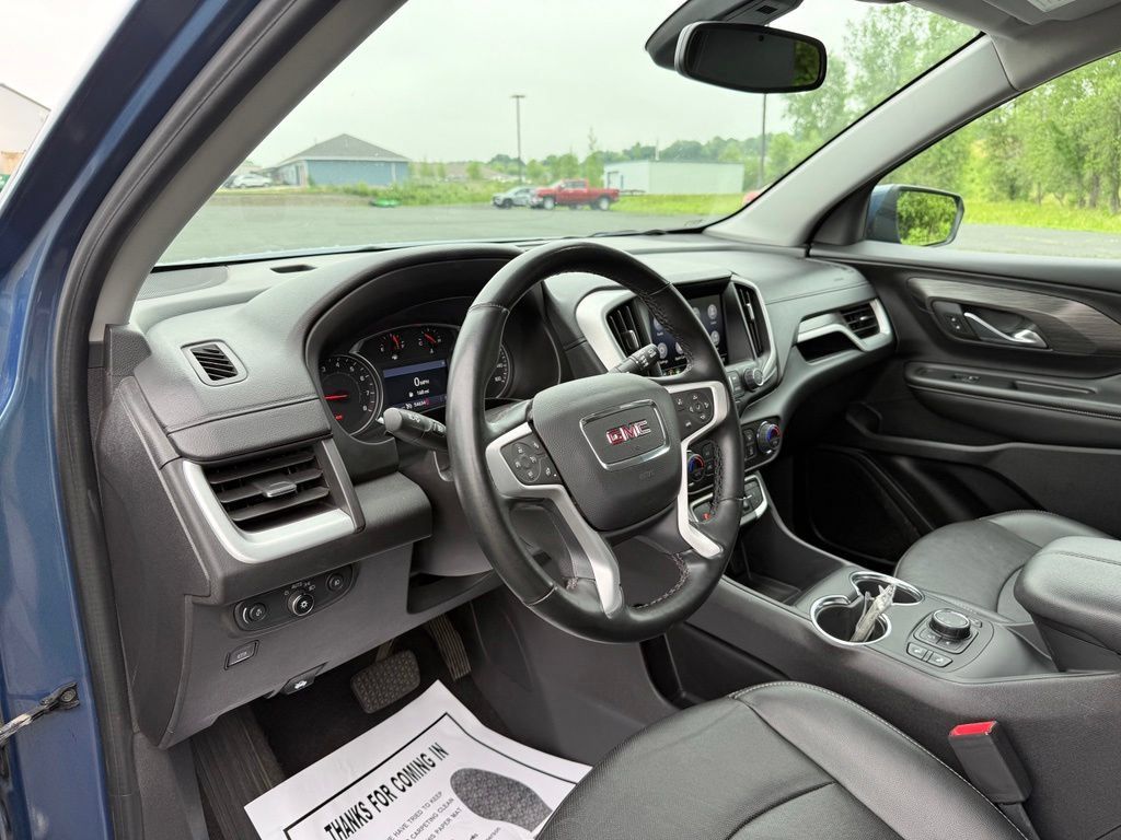 Used 2024 GMC Terrain SLT AWD/4WD image 23