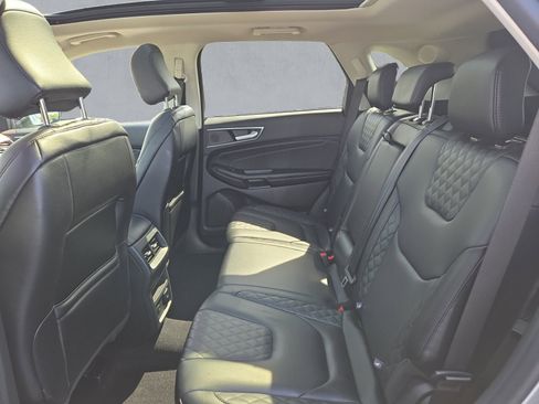 Used 2023 Ford Edge Titanium w/ Class II Trailer Tow Package AWD/4WD image 23