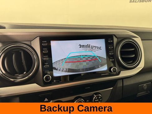 Used 2023 Toyota Tacoma SR5 w/ SR5 Appearance Package RWD image 3