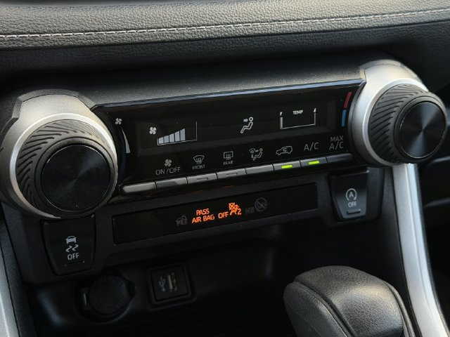Used 2025 Toyota RAV4 LE FWD image 20
