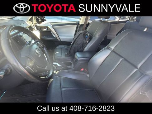 Used 2018 Toyota RAV4 XLE FWD image 5