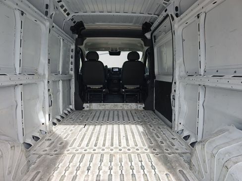 Used 2025 RAM ProMaster 2500 w/ Convenience Group FWD image 31