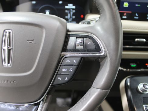 Certified 2023 Lincoln Nautilus Reserve w/ Equipment Group 201A image 11