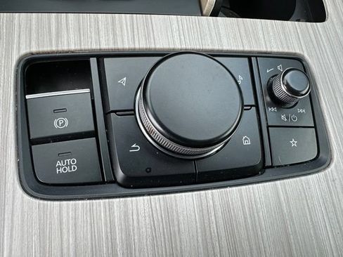 Used 2024 MAZDA CX-90 3.3 Turbo w/ Preferred Plus AWD/4WD image 23