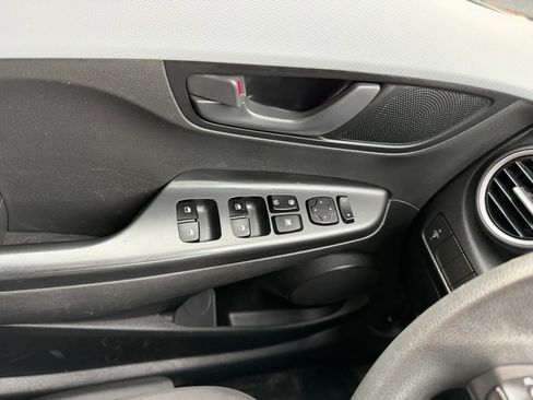Used 2019 Hyundai Kona SE AWD/4WD image 22