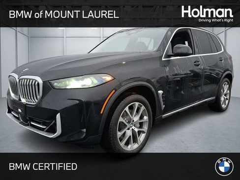 Certified 2025 BMW X5 xDrive40i w/ Executive Package image 1