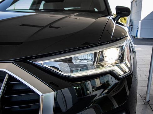 Used 2023 Audi Q3 2.0T Premium Plus w/ Premium Plus Package image 10