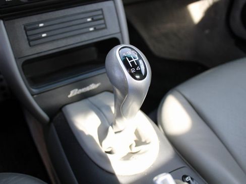 Used 2003 Porsche Boxster image 21