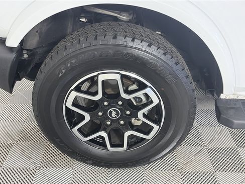 Certified 2022 Ford Bronco Outer Banks image 8