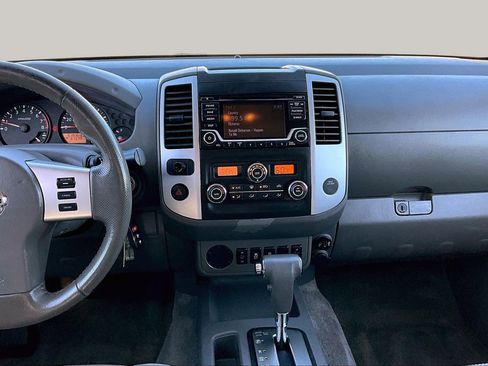 Used 2018 Nissan Frontier SV w/ Value Truck Package image 6