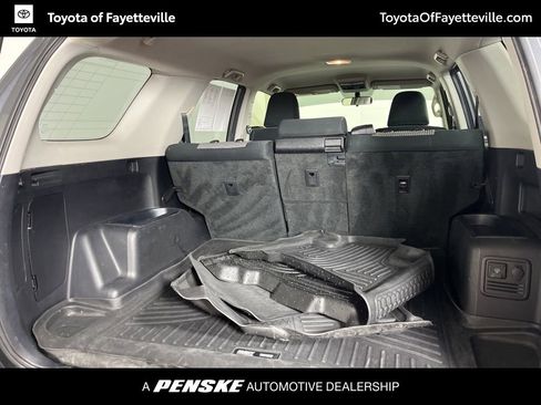 Used 2017 Toyota 4Runner SR5 image 8