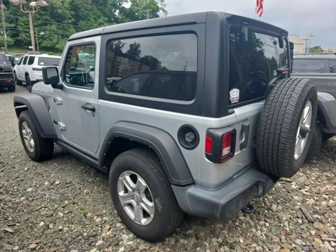 Used 2022 Jeep Wrangler Sport AWD/4WD image 4