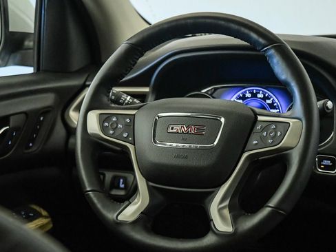 Used 2018 GMC Acadia Denali w/ Technology Package AWD/4WD image 13