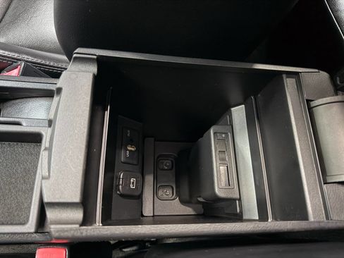 Used 2013 MAZDA MAZDA3 i Grand Touring image 49