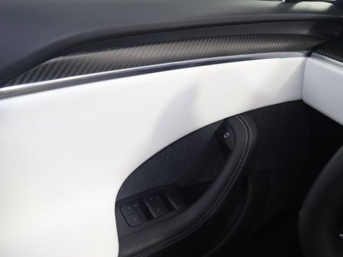 Used 2022 Tesla Model S Plaid image 29