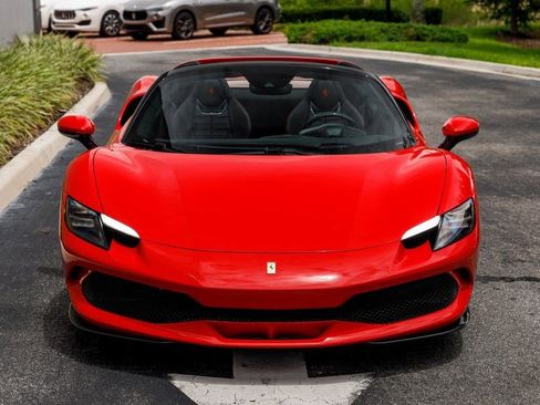 Used 2024 Ferrari 296 GTS RWD image 8