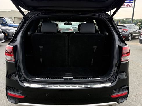 Used 2016 Kia Sorento SX FWD image 12