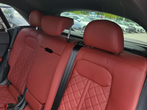 New 2026 Audi SQ8 Premium Plus AWD/4WD image 26