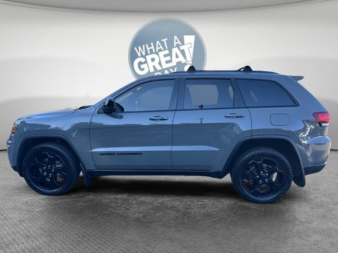 Certified 2020 Jeep Grand Cherokee Laredo AWD/4WD image 7