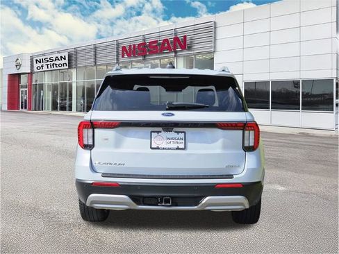 Used 2025 Ford Explorer Platinum w/ LUX Leather Package AWD/4WD image 5
