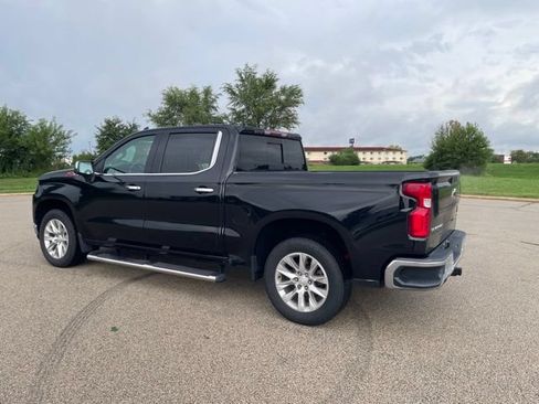 Used 2022 Chevrolet Silverado 1500 LTZ AWD/4WD image 4