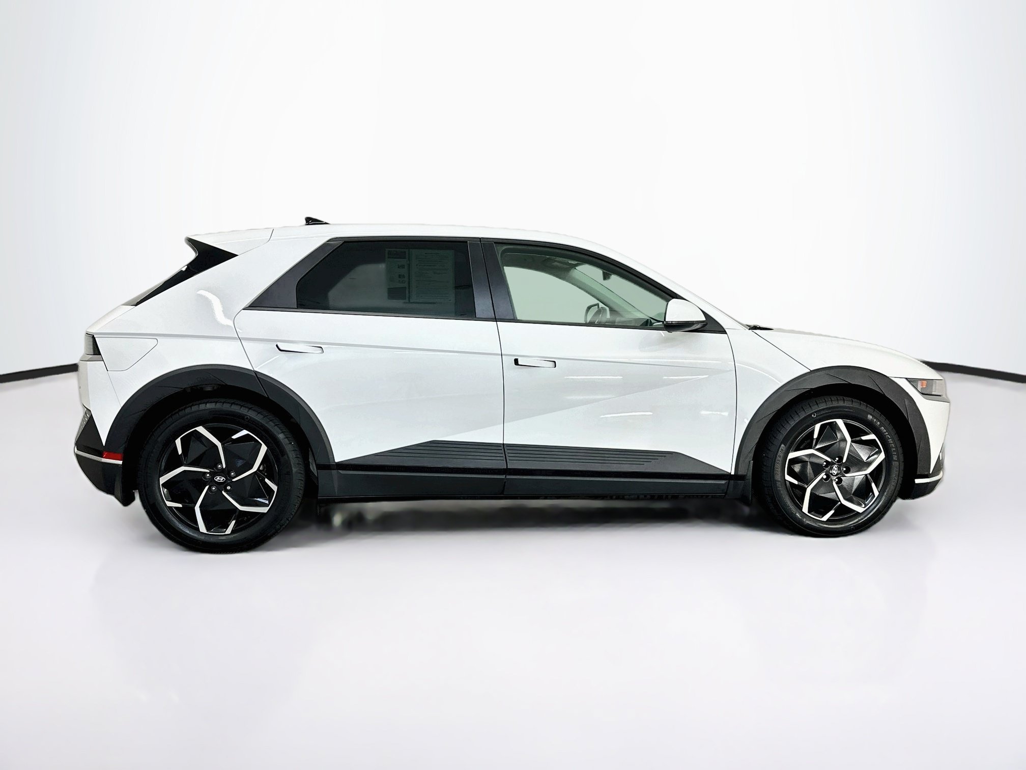 Used 2024 Hyundai Ioniq 5 SEL AWD/4WD image 10