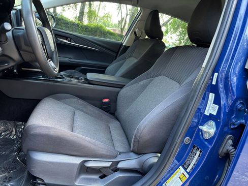 Used 2025 Toyota Camry LE FWD image 35