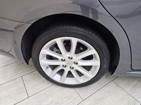 Used 2015 Toyota Avalon Limited FWD image 39