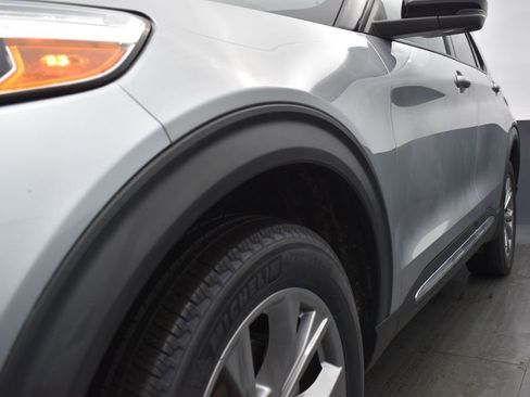 Used 2022 Ford Explorer Limited w/ Equipment Group 301A image 40