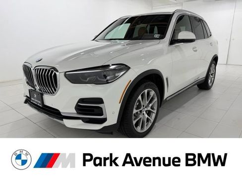 Used 2023 BMW X5 xDrive40i w/ Premium Package AWD/4WD image 1