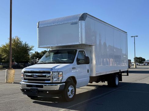 New 2026 Ford E-450 and Econoline 450 Super Duty w/ Power Equipment Group image 5