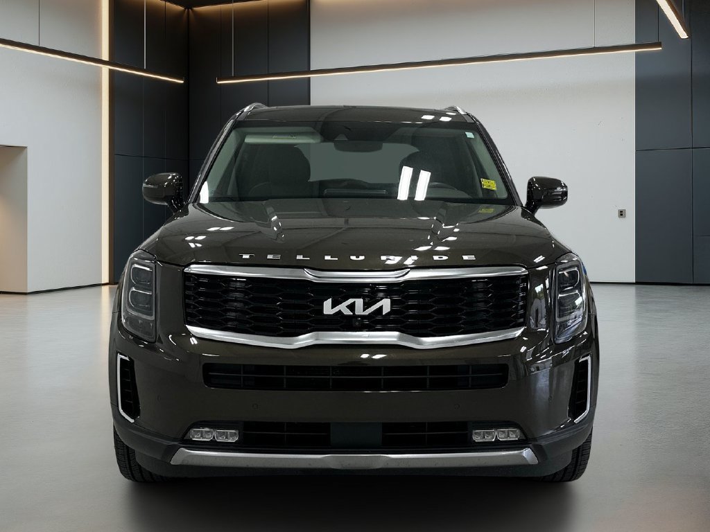 Used 2022 Kia Telluride SX w/ Towing Package FWD image 9