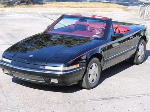 Used 1990 Buick Reatta Convertible image 7
