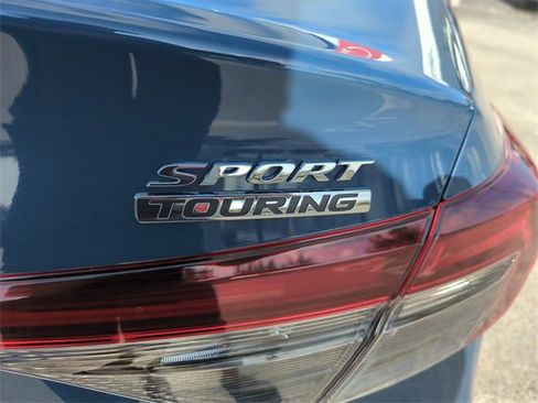 Used 2025 Honda Civic Sport image 15