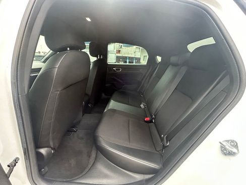Used 2023 Honda Civic Sport image 32