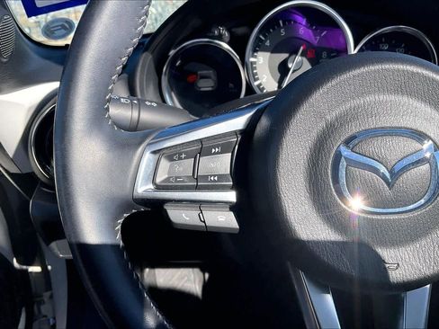 Used 2020 MAZDA MX-5 Miata RF Club w/ Appearance Package image 21