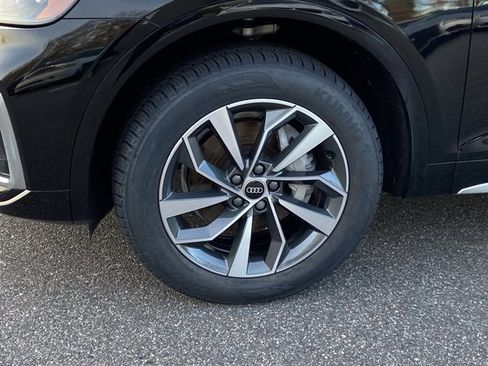 Certified 2023 Audi Q5 2.0T Premium image 9