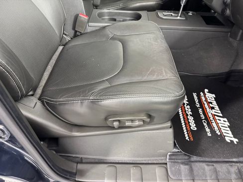 Used 2021 Nissan Frontier PRO-4X w/ Pro-4x Utility Package image 33